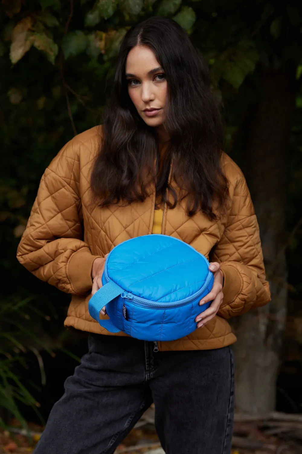 base_supply_beauty_base_b_5.webp Base Supply Beauty Base Bag Clearance