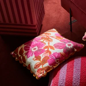Bonnie & Neil Rosetta Pink Cushion Fashion