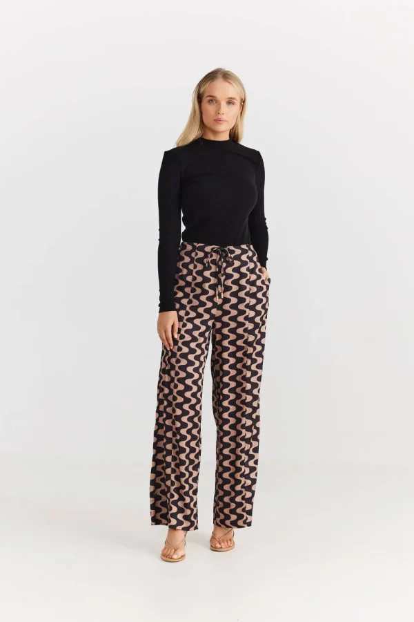 Daisy Says Hannah Pants - Squiggle Online