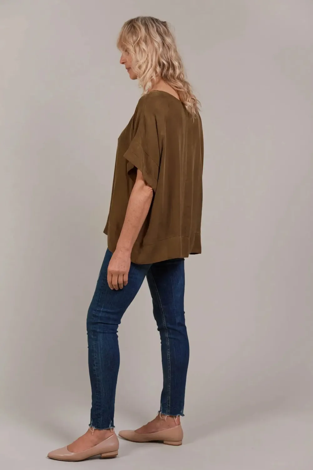 eb__ive_eden_relaxed_top__4.webp Eb&Ive Eb & Ive Eden Relaxed Top -Tobacco Fashion