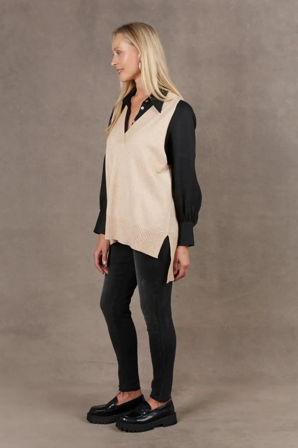 eb__ive_nakako_vest__oat_4.webp Eb&Ive Eb & Ive Nakako Vest - Oat Online