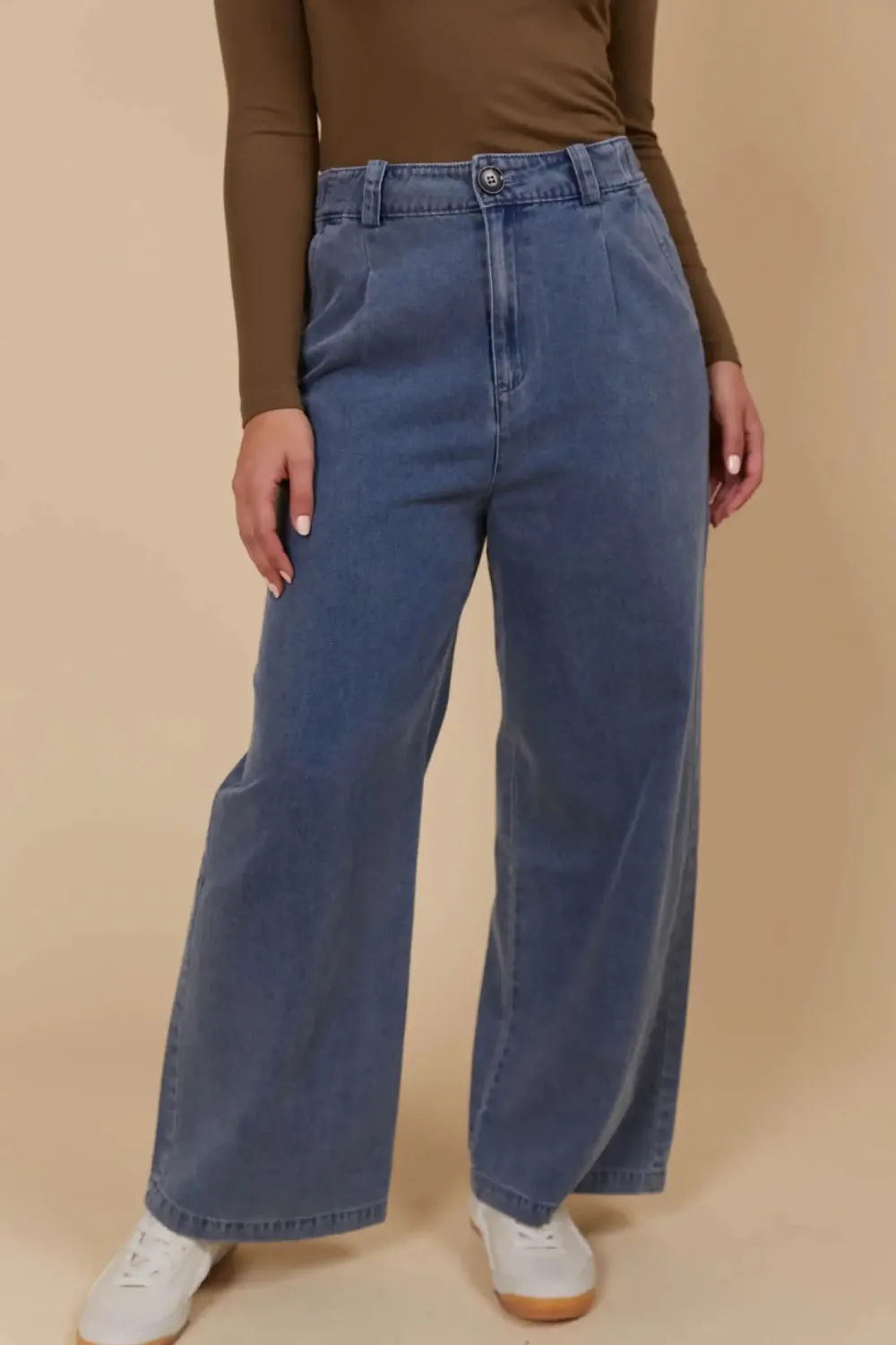 isle_of_mine_freya_pant___4.webp Isle Of Mine Freya Pant - Denim Clearance