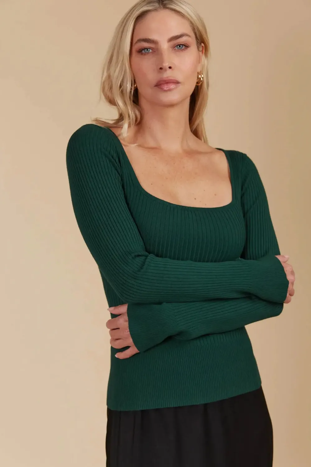 isle_of_mine_juno_square__5.webp Isle Of Mine Juno Square Neck Top - PIne Hot