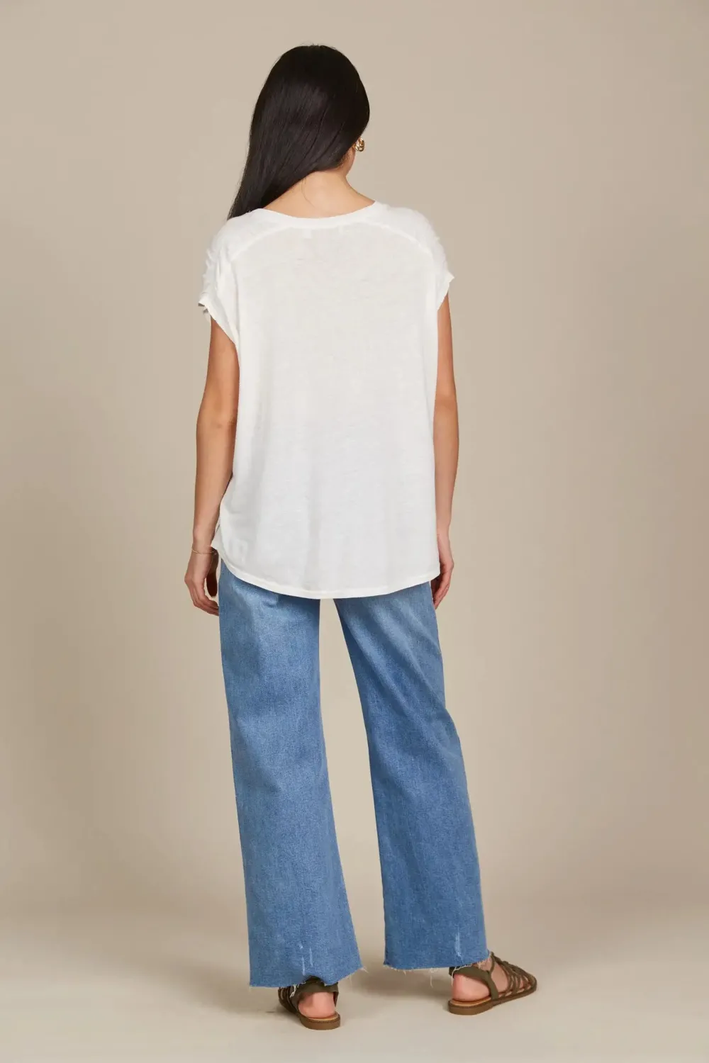 isle_of_mine_sabine_tshir_2-2.webp Isle Of Mine Sabine TShirt - Lotus Discount