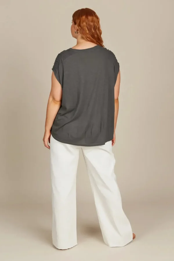 Isle Of Mine Sabine TShirt - Graphite Best