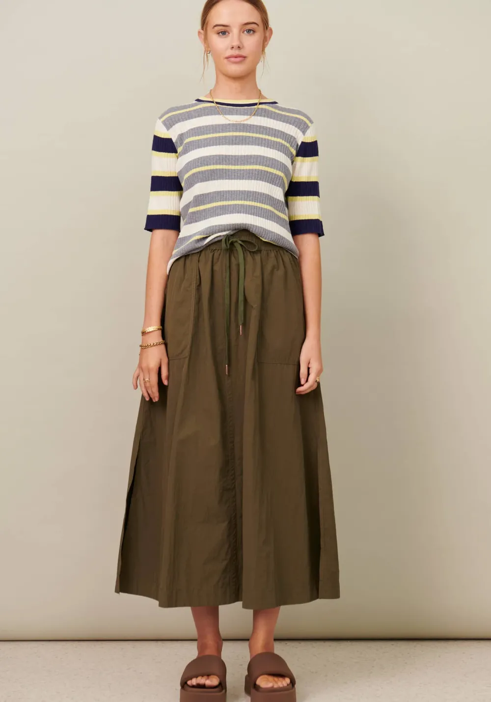 pol_clauida_tee__silver_2.webp POL Clauida Tee - SIlver Sale